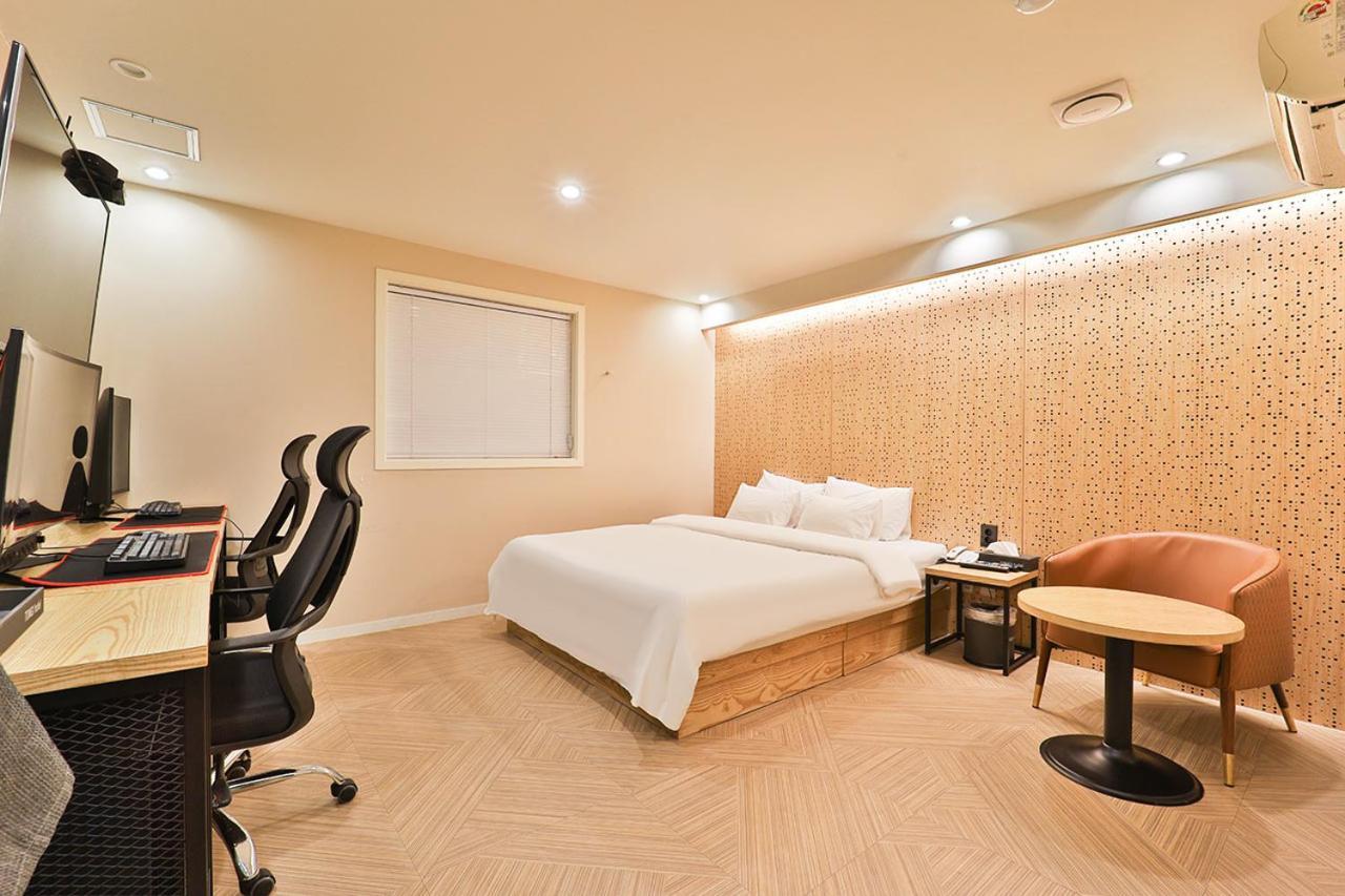 Jamsil Tomgi Hotel Seoul Exterior photo