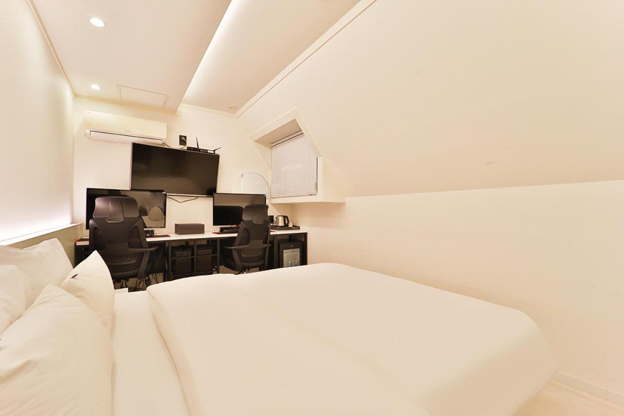 Jamsil Tomgi Hotel Seoul Exterior photo
