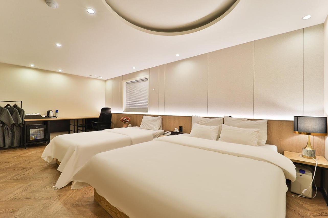 Jamsil Tomgi Hotel Seoul Exterior photo