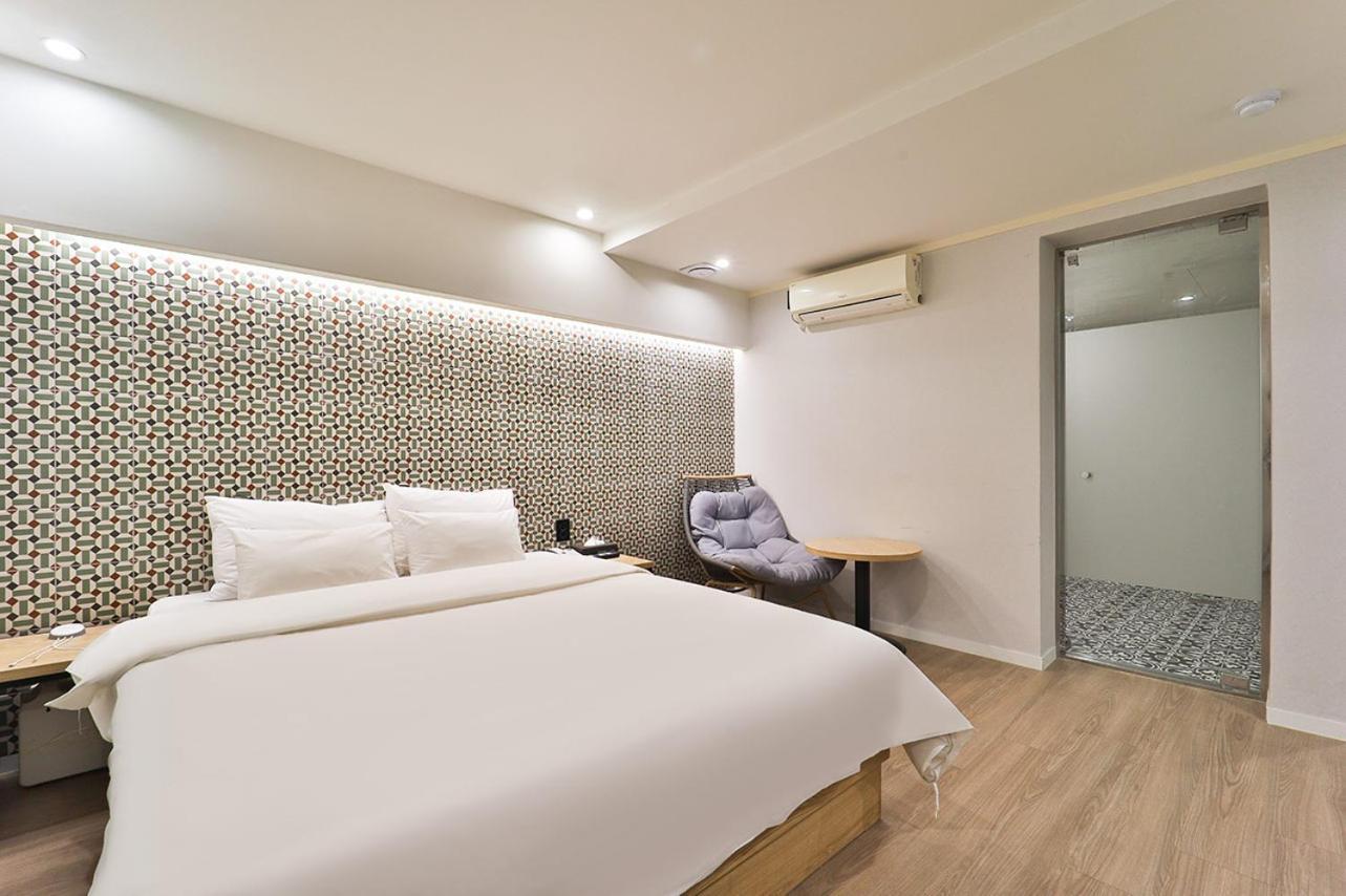 Jamsil Tomgi Hotel Seoul Exterior photo